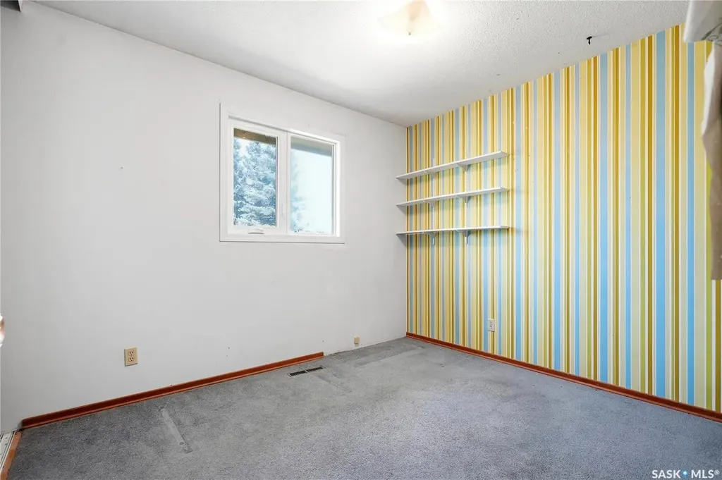 2338 Easthill Saskatoon SK S7J 3E5