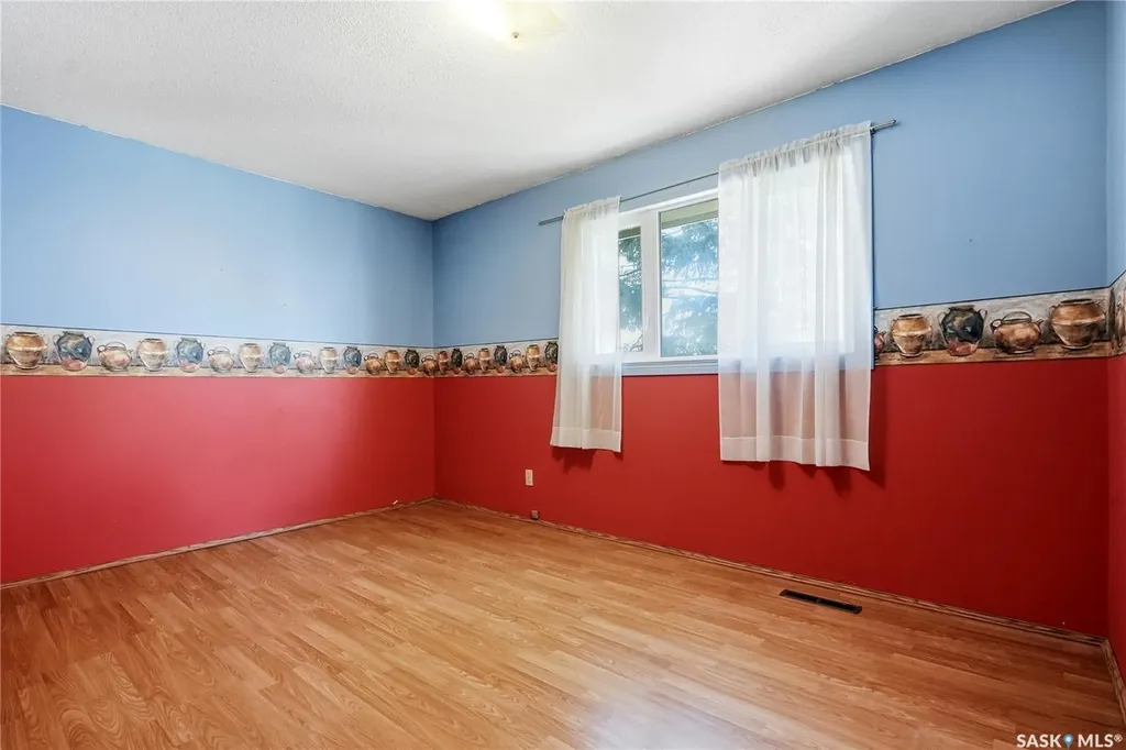 2338 Easthill Saskatoon SK S7J 3E5
