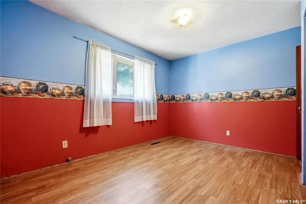 2338 Easthill Saskatoon SK S7J 3E5