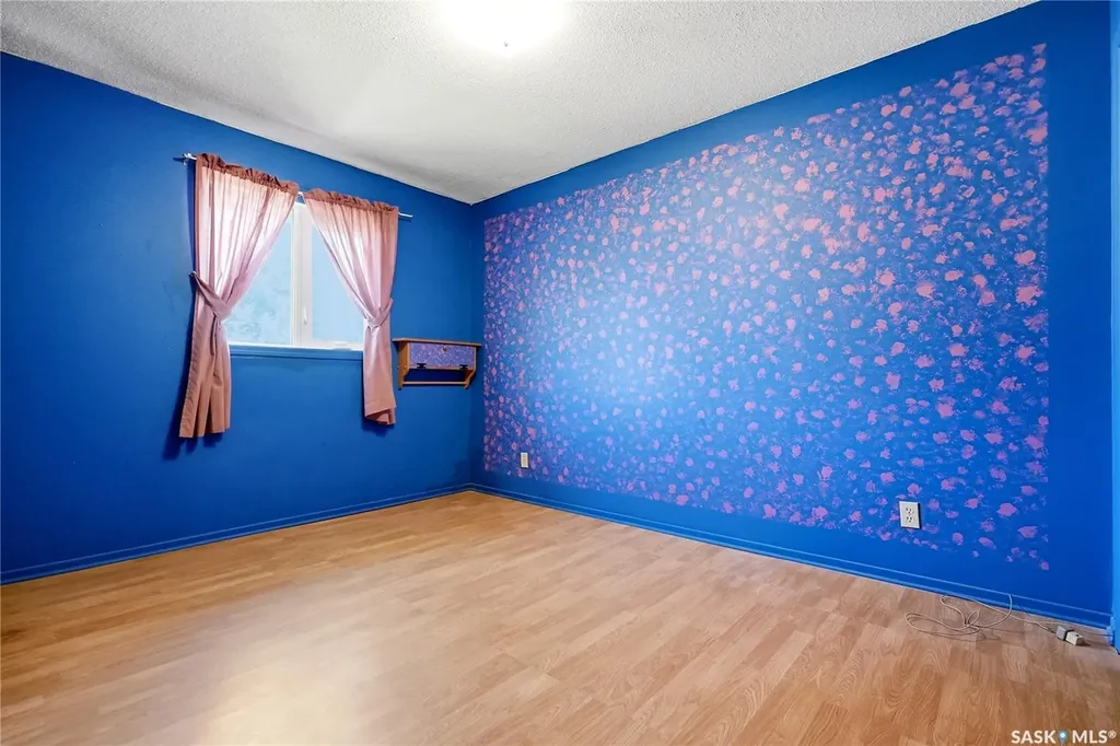 2338 Easthill Saskatoon SK S7J 3E5