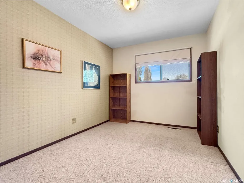 2140 37th Street W Saskatoon SK S7L 4E3