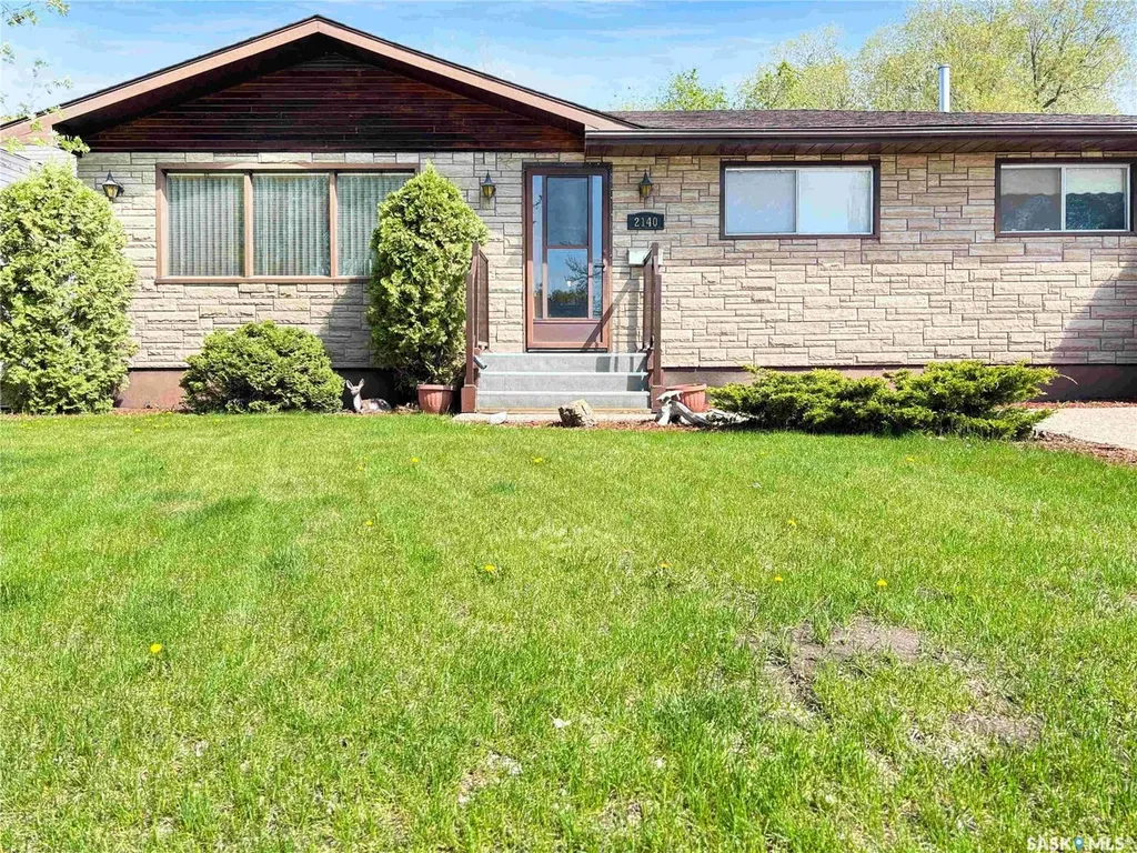 2140 37th Street W Saskatoon SK S7L 4E3