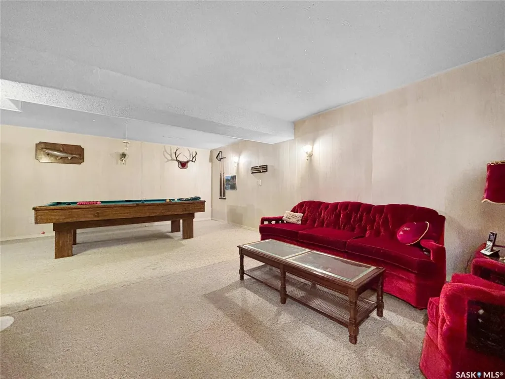 2140 37th Street W Saskatoon SK S7L 4E3