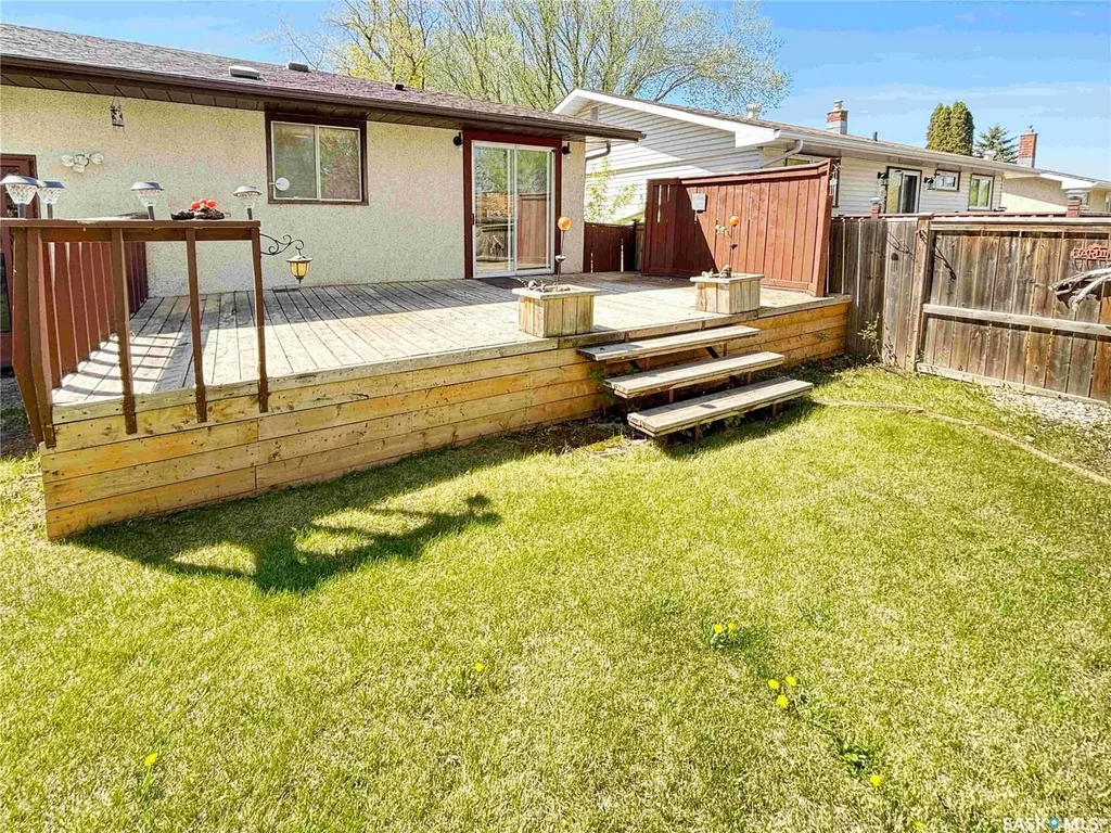2140 37th Street W Saskatoon SK S7L 4E3