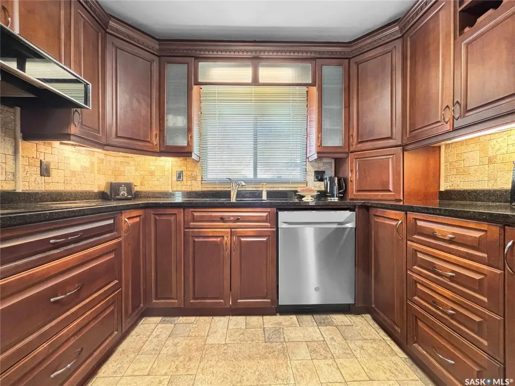 2140 37th Street W Saskatoon SK S7L 4E3