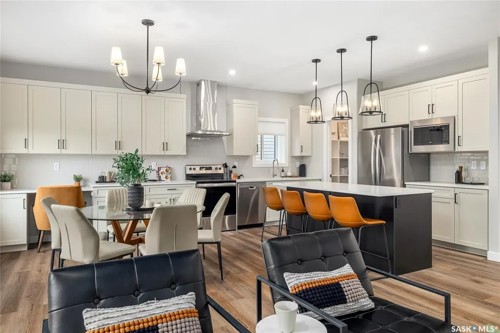 345 Cockcroft Street Saskatoon SK S7V 1Y8