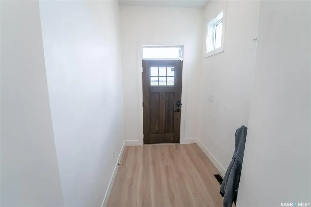 916 Feheregyhazi Boulevard Saskatoon SK S7W 1E1
