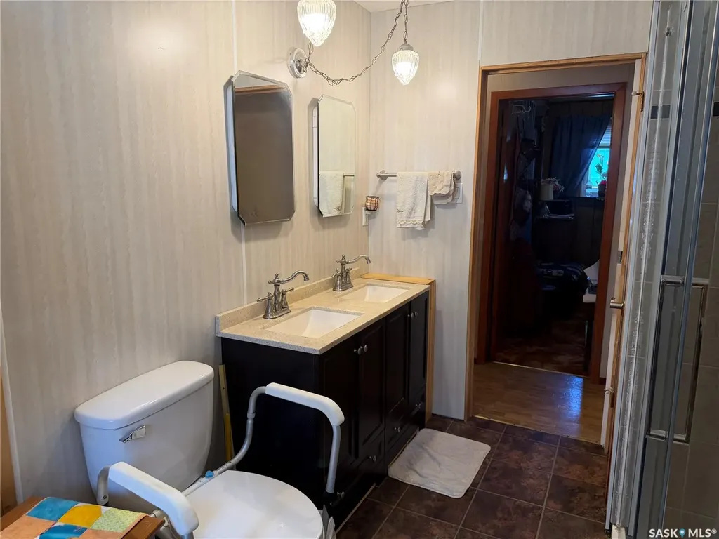 205 Pipestone Avenue Wawota SK S0G 5A0
