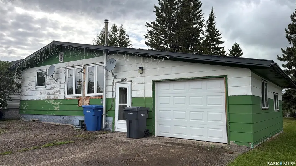 205 Pipestone Avenue Wawota SK S0G 5A0