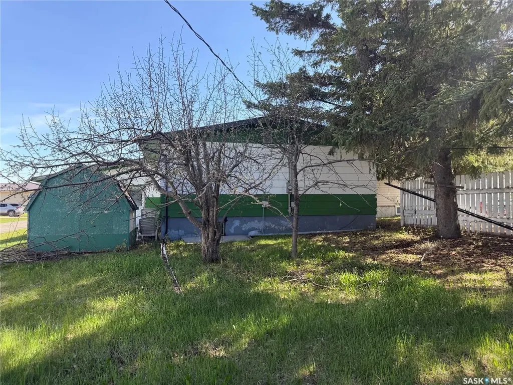 205 Pipestone Avenue Wawota SK S0G 5A0