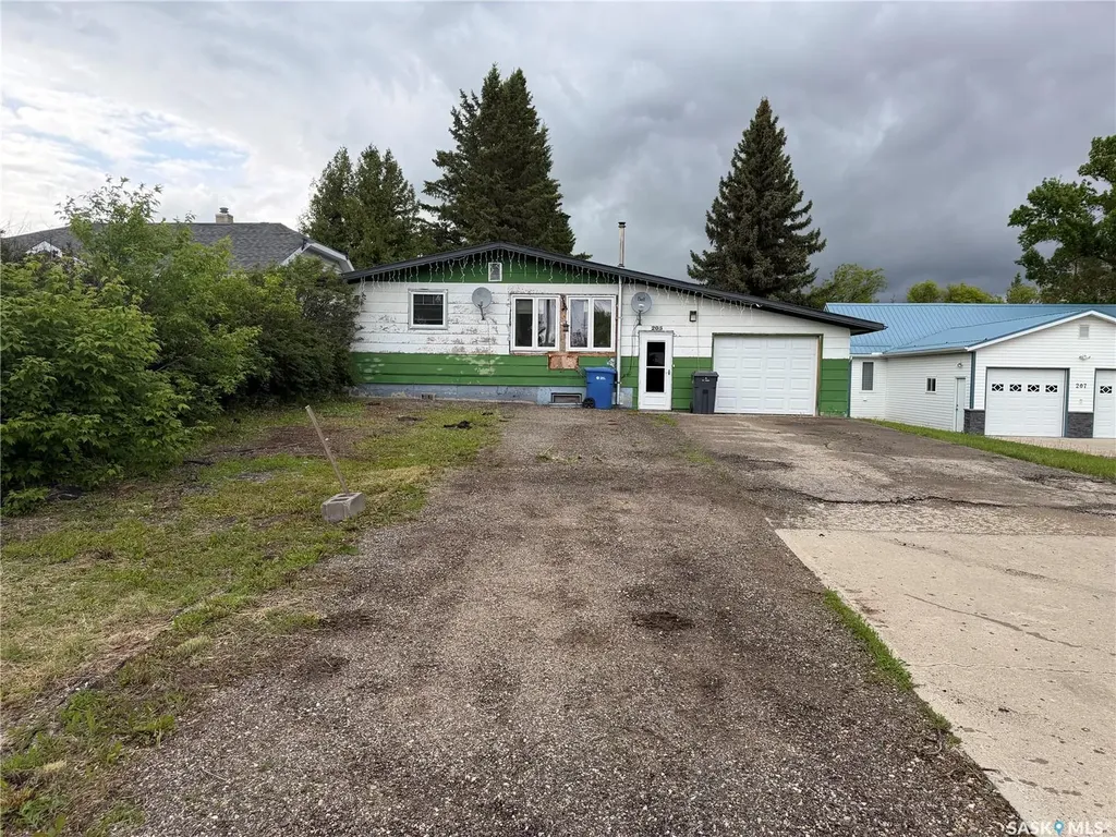205 Pipestone Avenue Wawota SK S0G 5A0