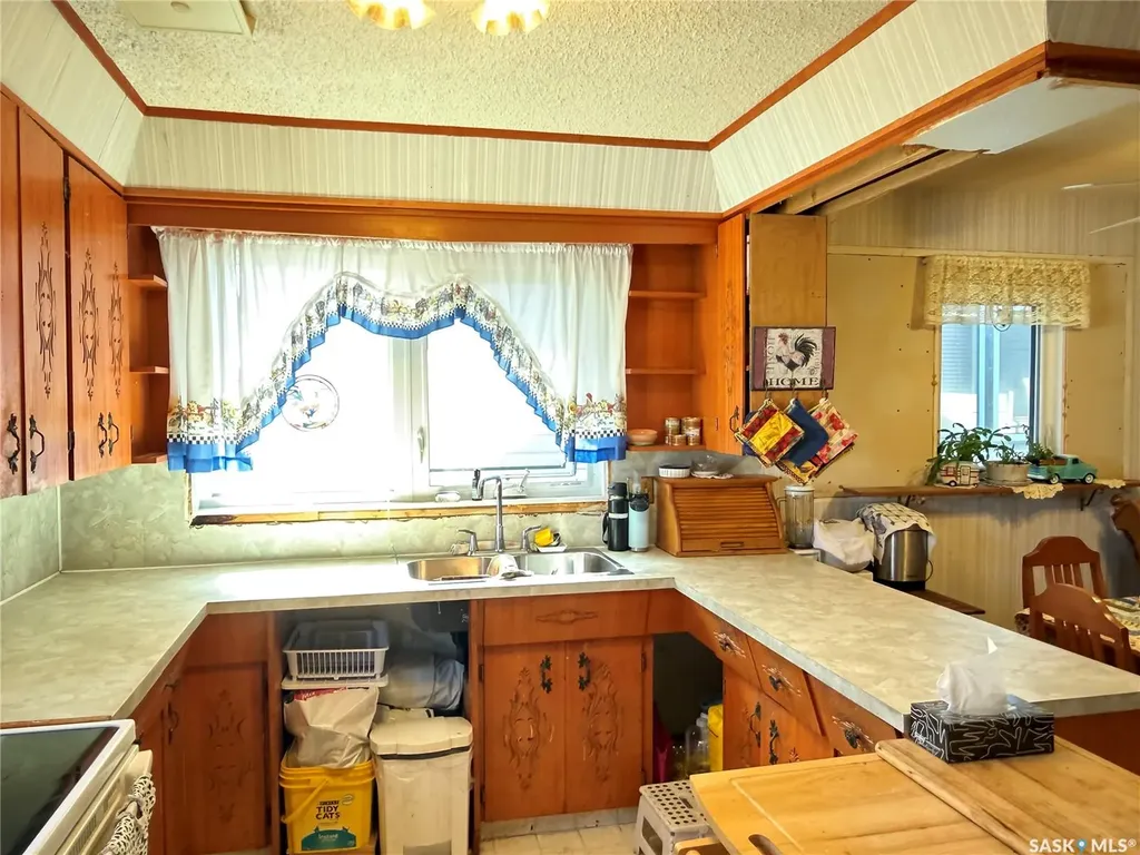 205 Pipestone Avenue Wawota SK S0G 5A0