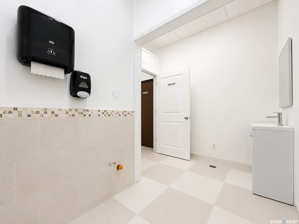 251 Albert Street Regina SK S4R 2N5