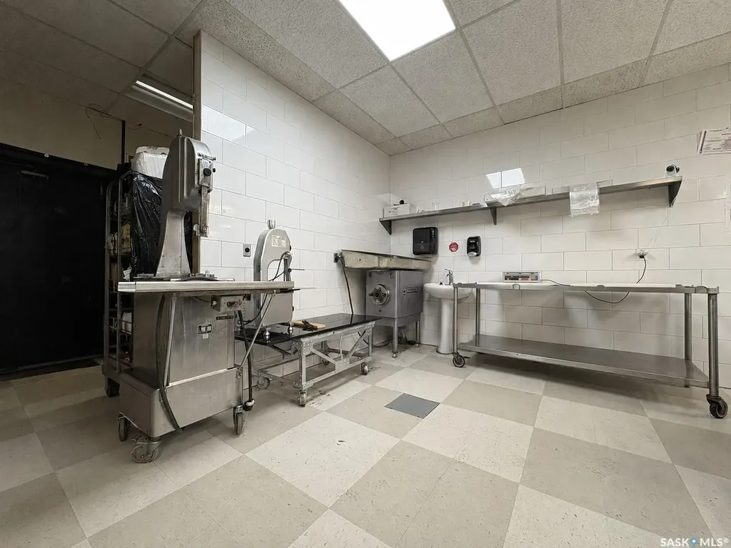251 Albert Street Regina SK S4R 2N5
