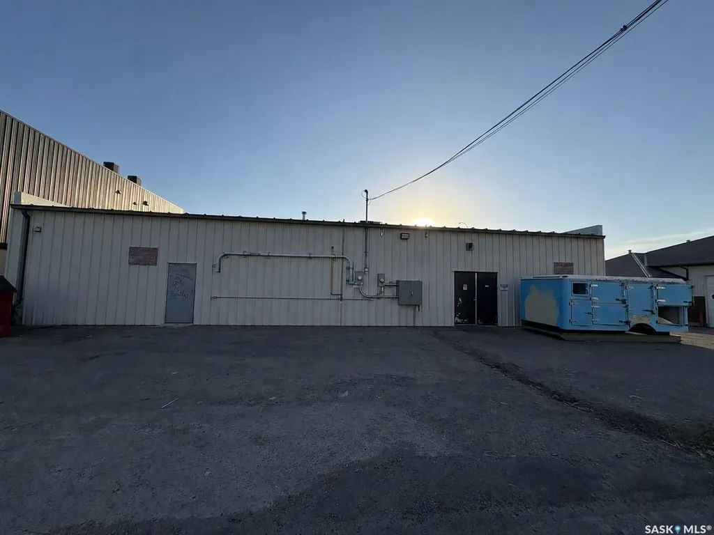 251 Albert Street Regina SK S4R 2N5