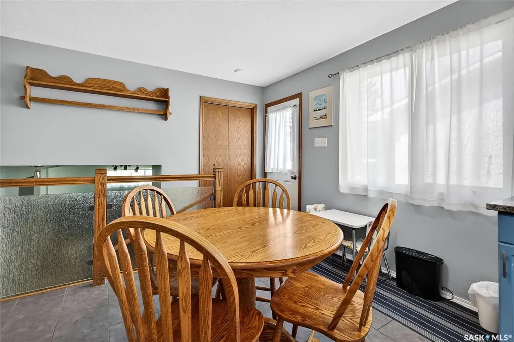 1381 Prince Crescent Moose Jaw SK S6H 6E6