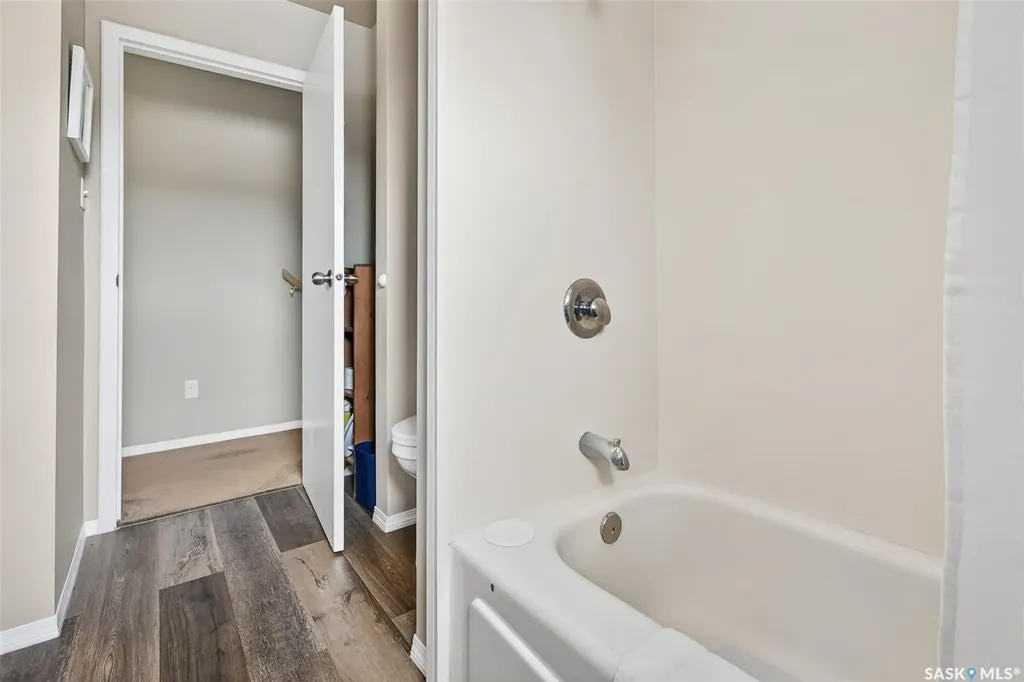 1381 Prince Crescent Moose Jaw SK S6H 6E6