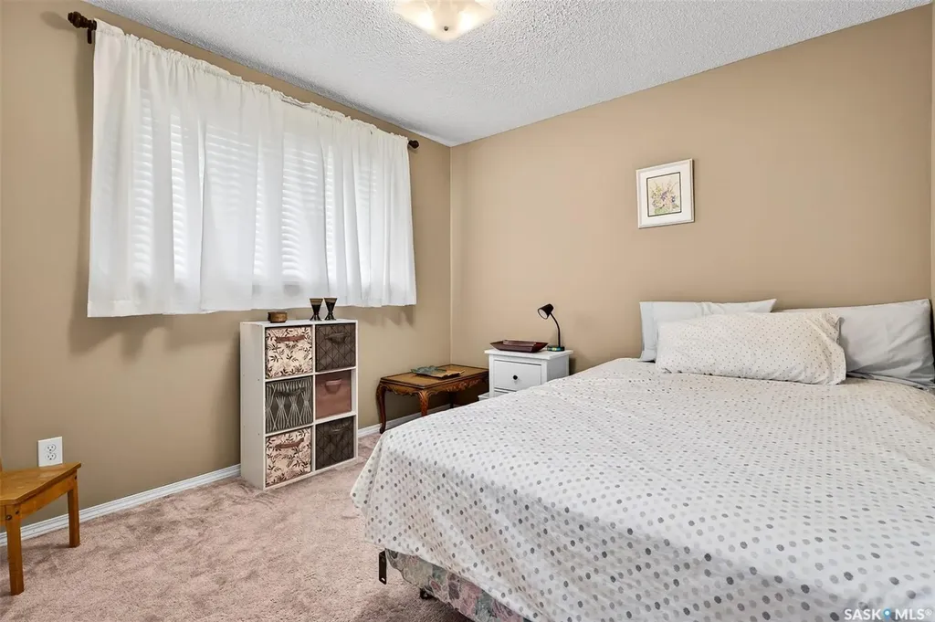 1381 Prince Crescent Moose Jaw SK S6H 6E6