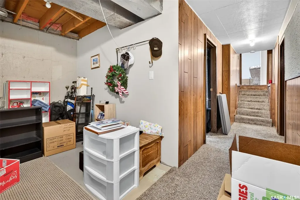 1381 Prince Crescent Moose Jaw SK S6H 6E6