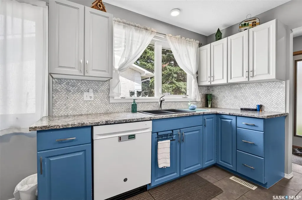 1381 Prince Crescent Moose Jaw SK S6H 6E6