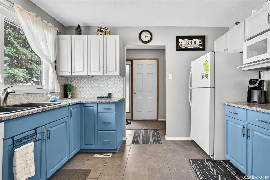 1381 Prince Crescent Moose Jaw SK S6H 6E6