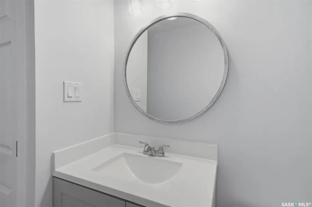 3 Rutter Crescent Saskatoon SK S7H 3B6