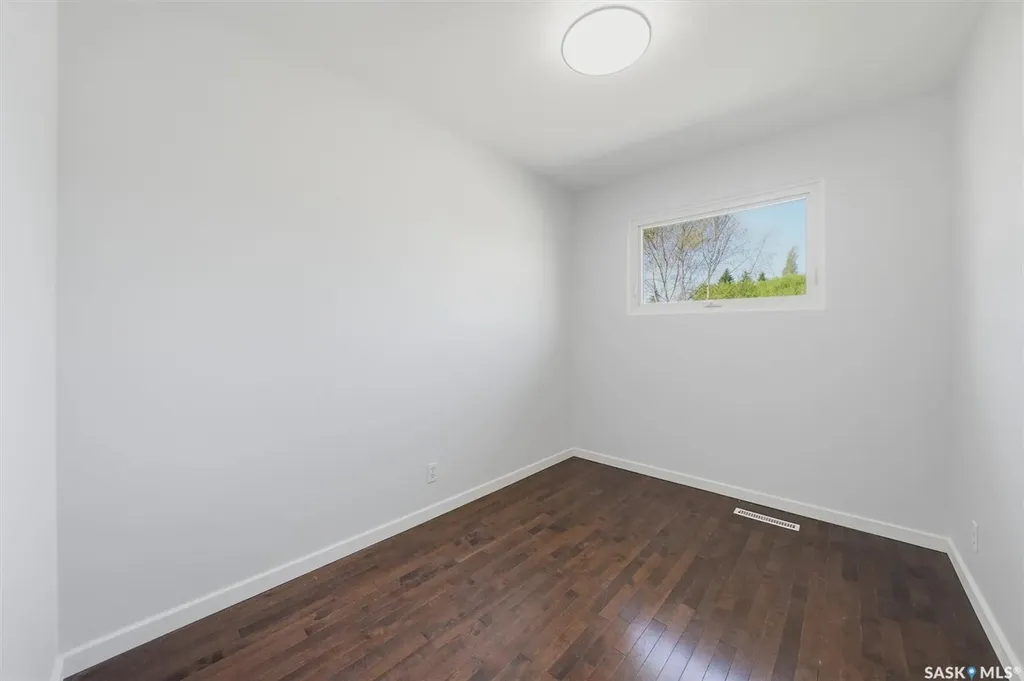 3 Rutter Crescent Saskatoon SK S7H 3B6
