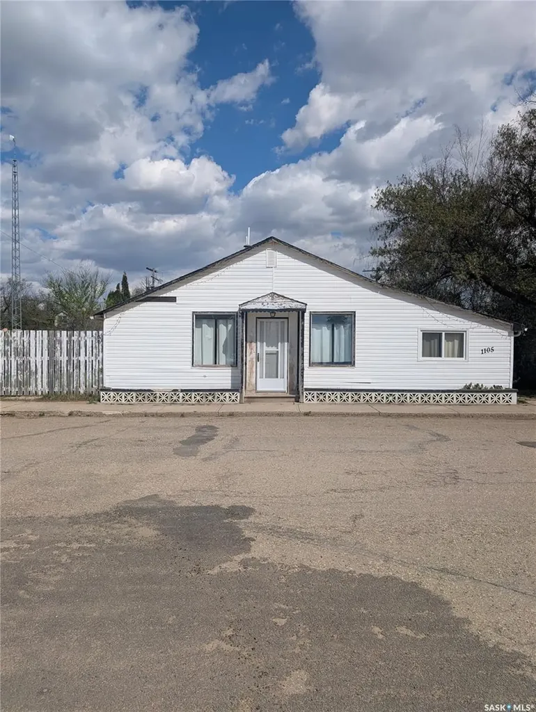 1105 9th Street Perdue SK S0K 3C0