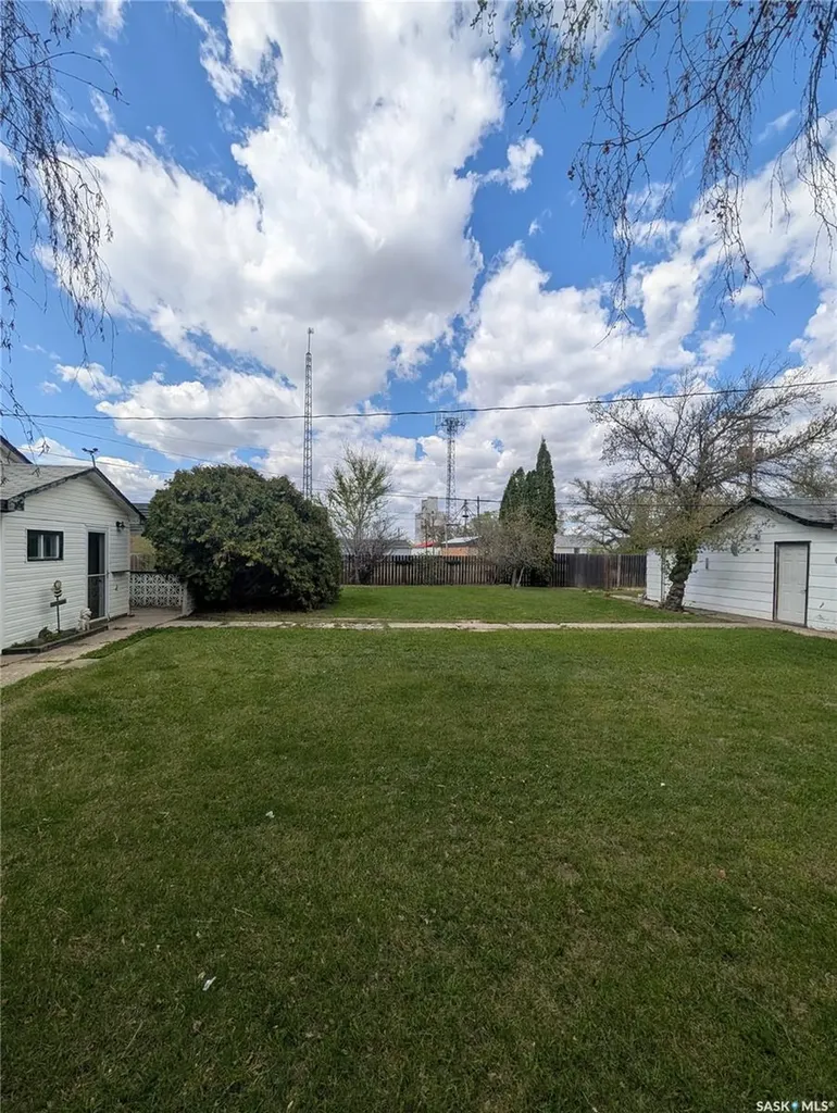 1105 9th Street Perdue SK S0K 3C0