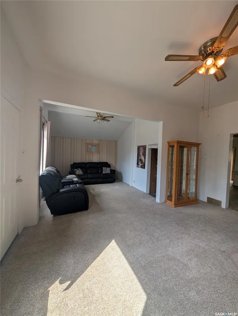 1105 9th Street Perdue SK S0K 3C0