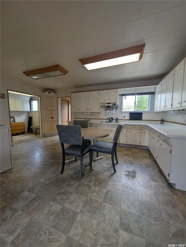 1105 9th Street Perdue SK S0K 3C0