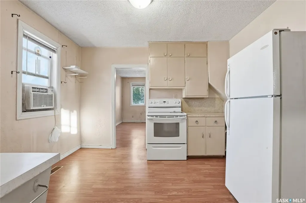 308 1st E Delisle SK S0L 0P0