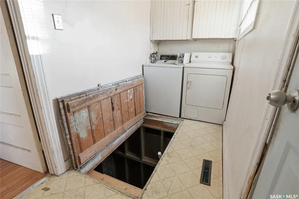 308 1st E Delisle SK S0L 0P0