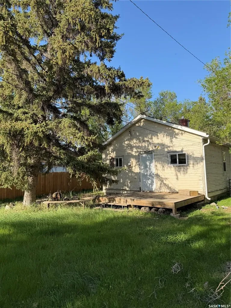 308 1st Street E Delisle SK S0L 0P0