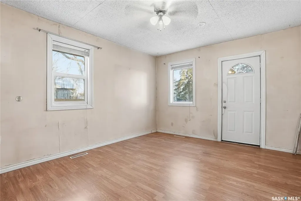 308 1st E Delisle SK S0L 0P0