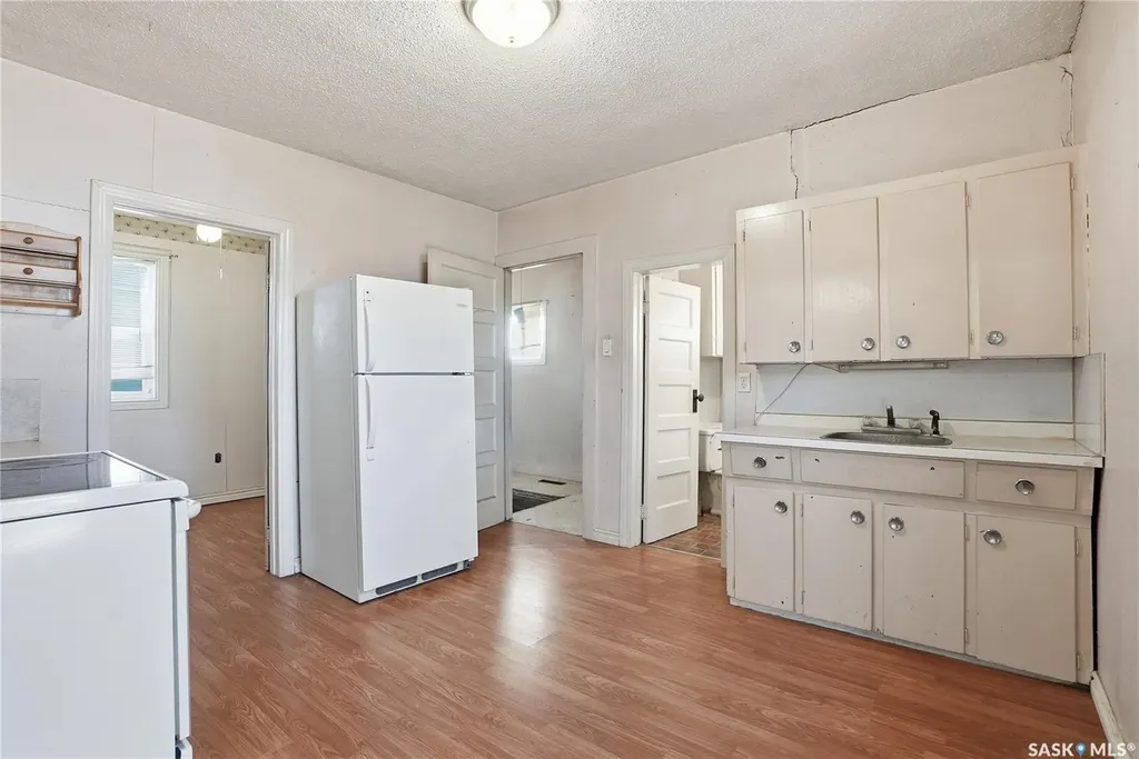 308 1st E Delisle SK S0L 0P0