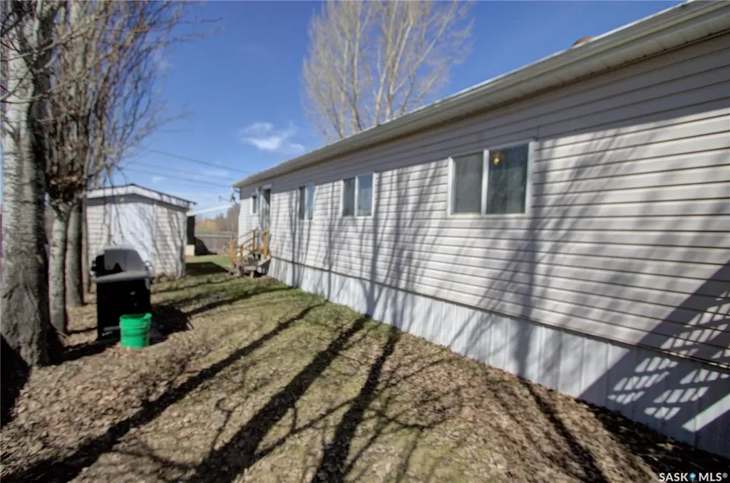 203 5th Avenue Melfort SK S0E 1A0