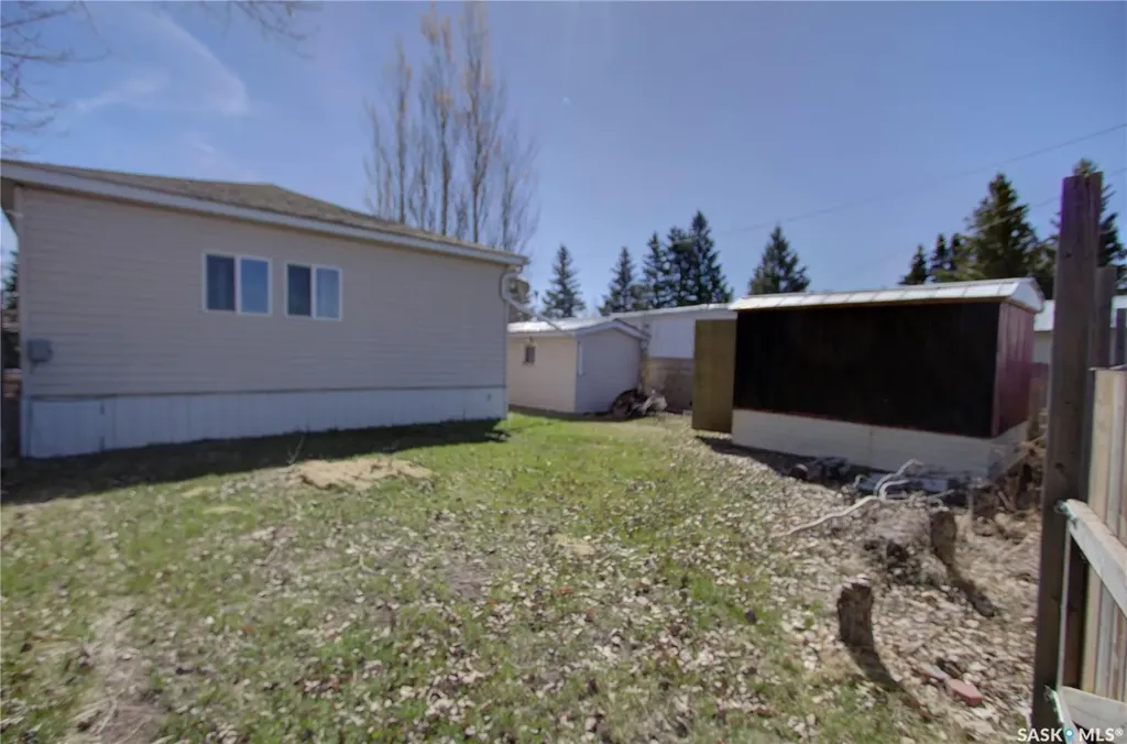 203 5th Avenue Melfort SK S0E 1A0
