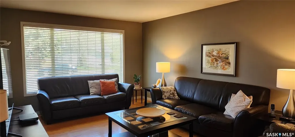 434 Ash Street E Saskatoon SK S7J 0K5