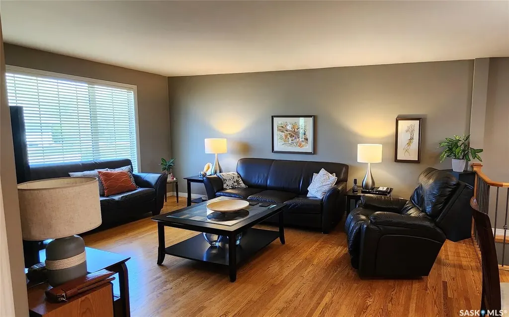 434 Ash Street E Saskatoon SK S7J 0K5