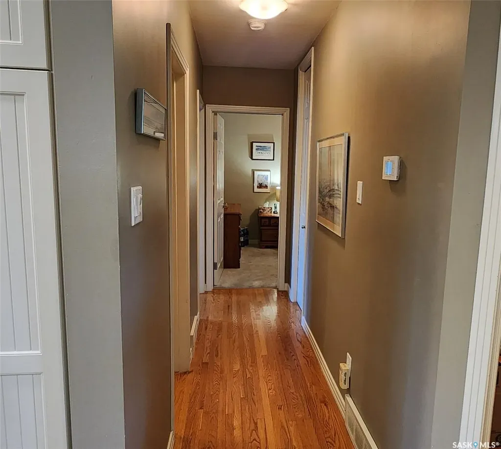 434 Ash Street E Saskatoon SK S7J 0K5