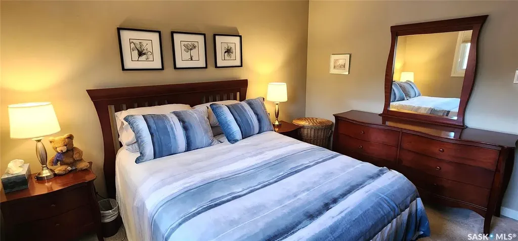 434 Ash Street E Saskatoon SK S7J 0K5