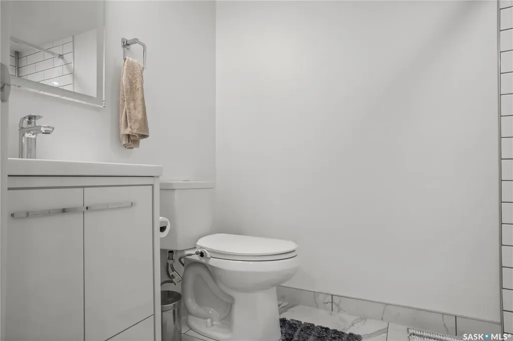 1772 West Market Street Regina SK S4Y 0G3