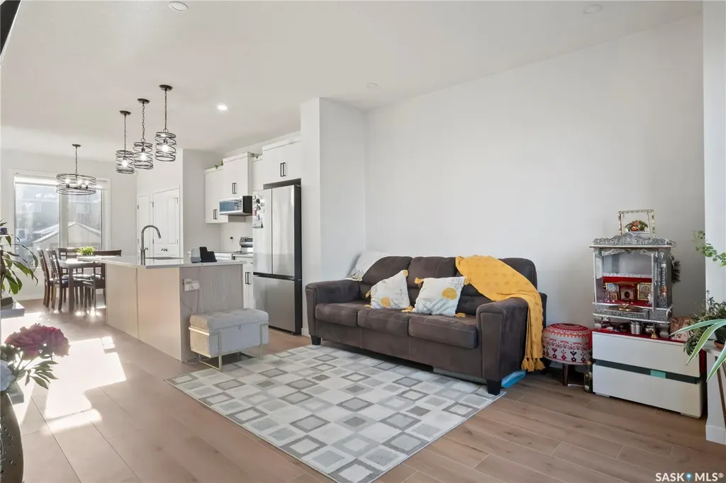 1772 West Market Street Regina SK S4Y 0G3
