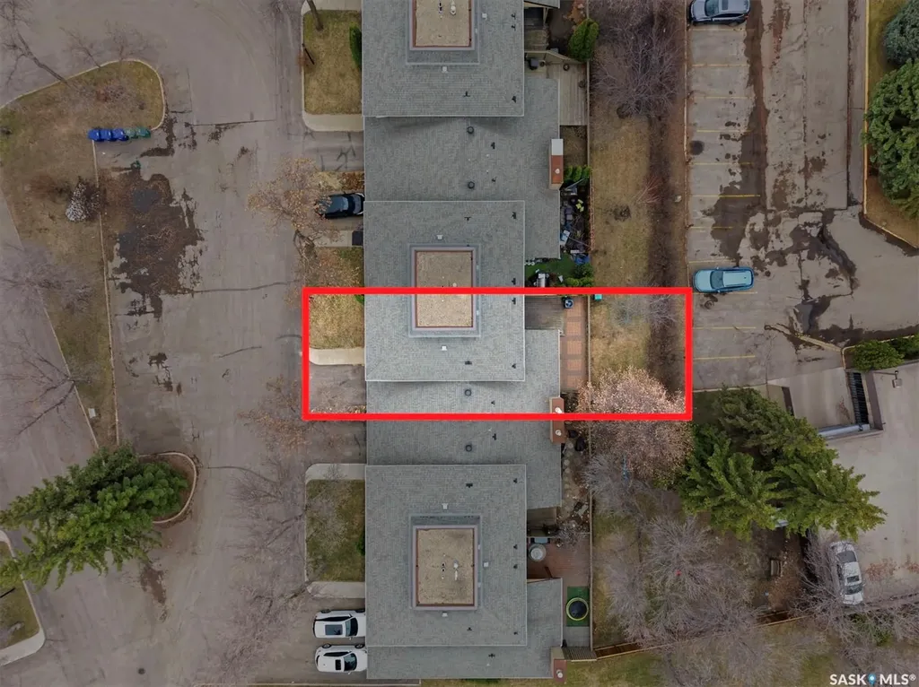 425 Pinehouse Drive Saskatoon SK S7K 5R2