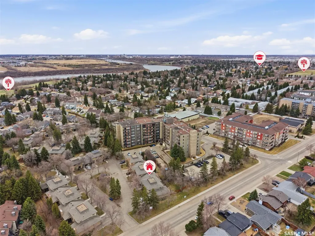 425 Pinehouse Drive Saskatoon SK S7K 5R2