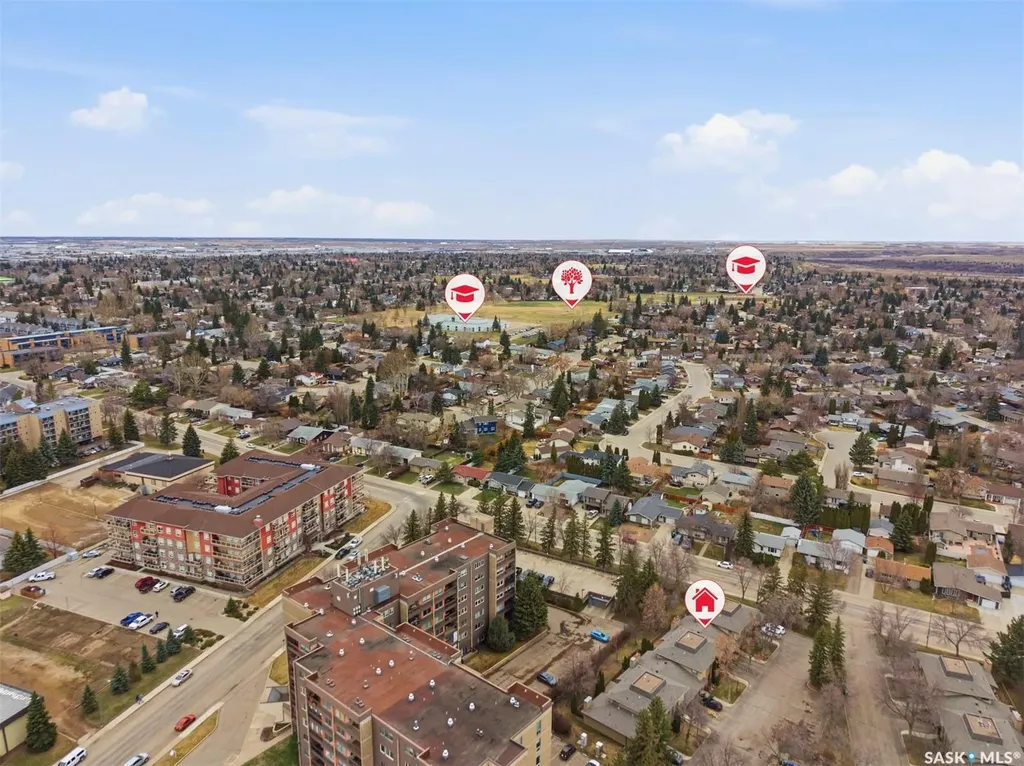 425 Pinehouse Drive Saskatoon SK S7K 5R2