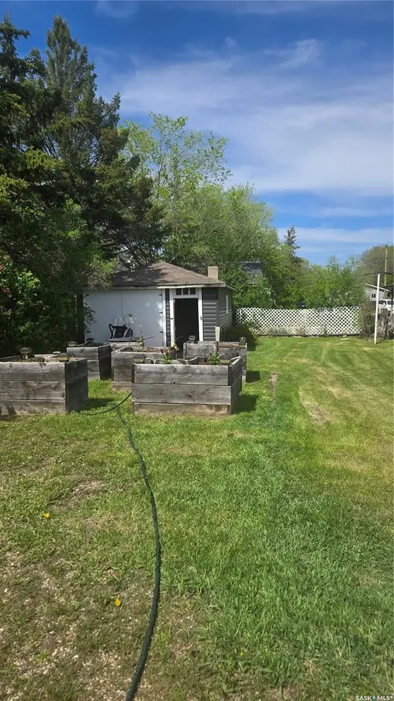 716 Walsh Avenue Oxbow SK S0C 2B0