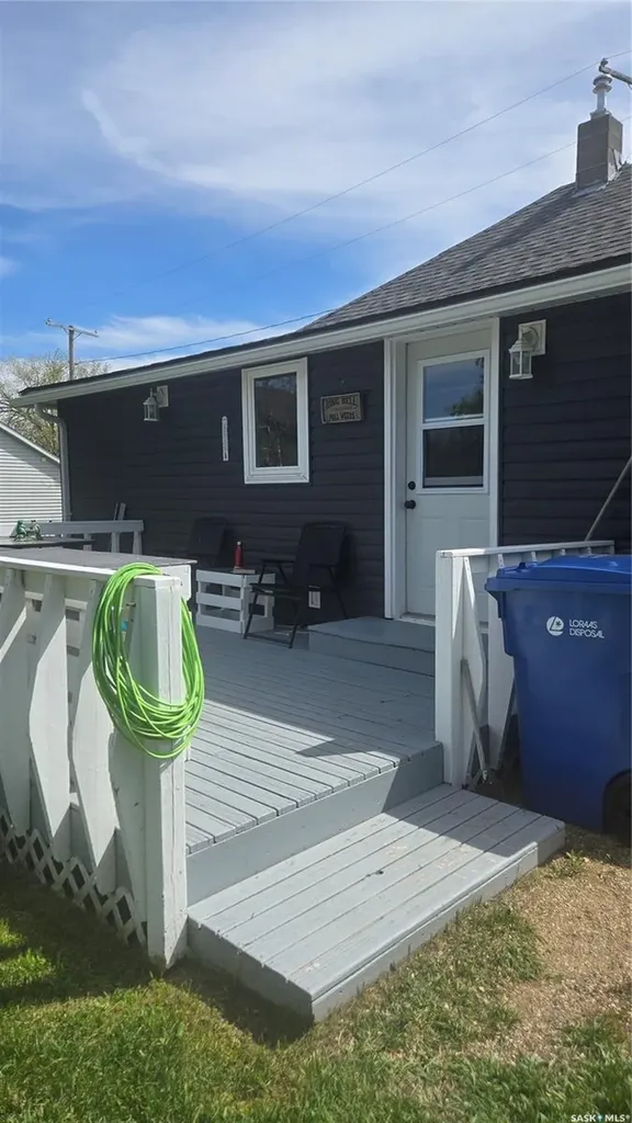 716 Walsh Avenue Oxbow SK S0C 2B0