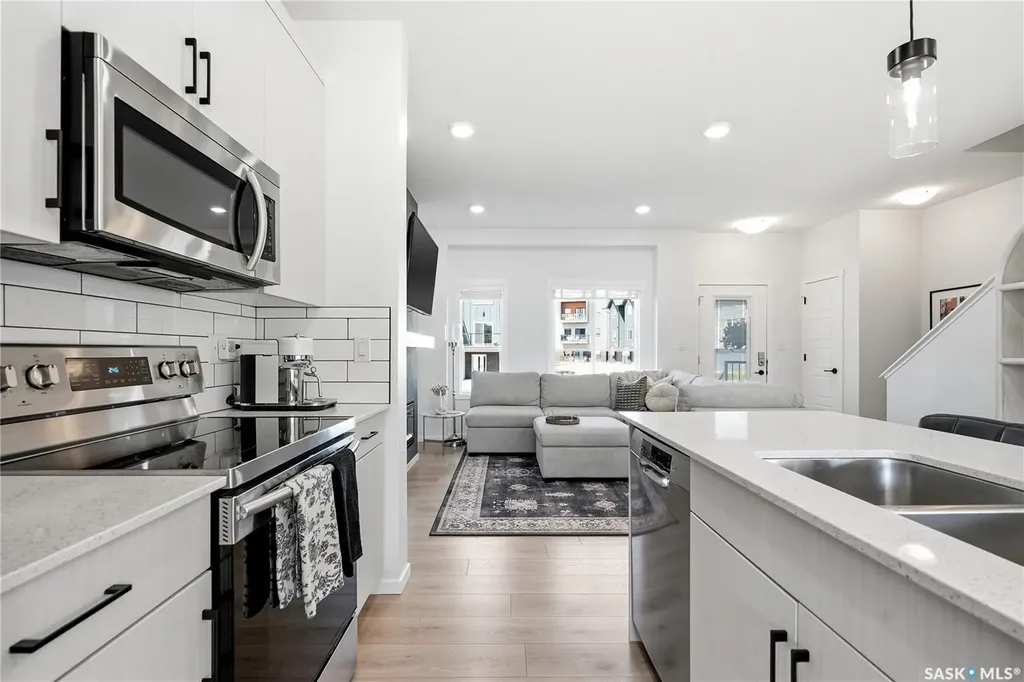 4234 Brighton Circle Saskatoon SK S7V 0V5